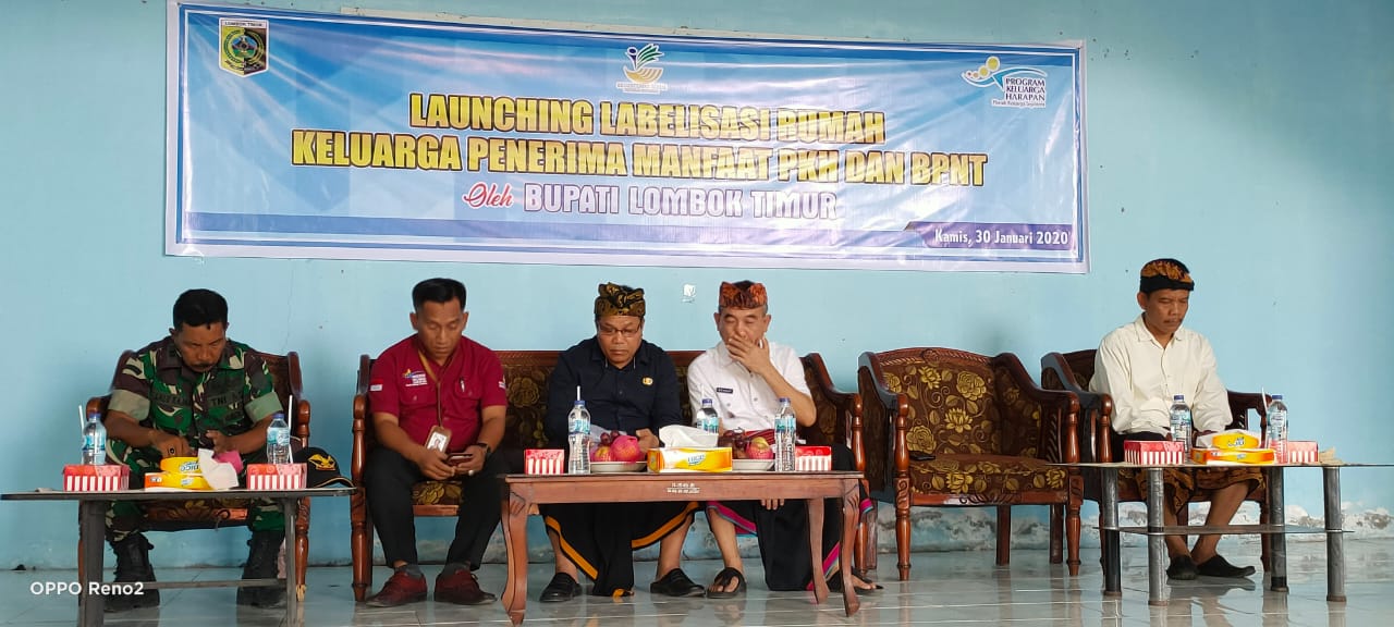 Launching Labelisasi Rumah Keluarga Penerima Manfaat BPNT dan PKH di Kecamatan Sakra Barat Kabupaten Lombok Timur